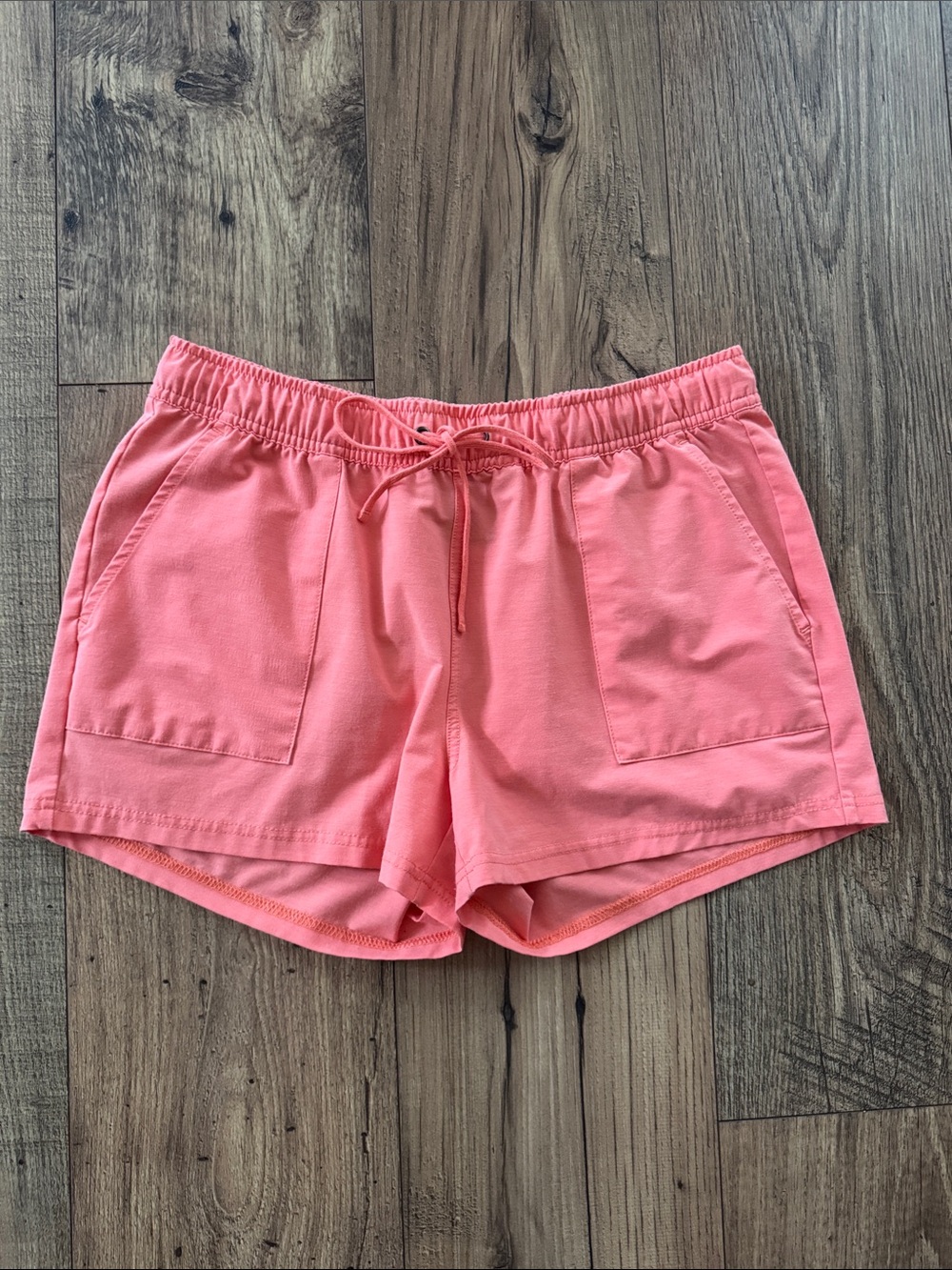 Huk Women's Coral Drawstring Casual Shorts Size Medium
